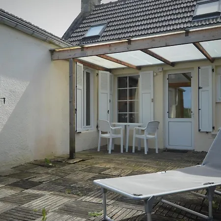 Ferienhaus Bel Exterieur - Proche De La Plage Et D'arromanches