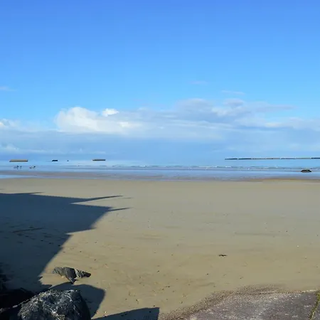 Bel Exterieur - Proche De La Plage Et D'arromanches Saint-Côme-de-Fresné